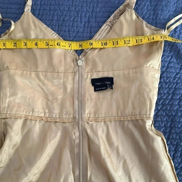 Max and Cleo silk gold nude feminine dress size 6 - Picture 7 of 7